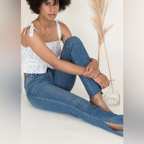 Just Black Jeans in Classic Blue - Picture 3 of 10